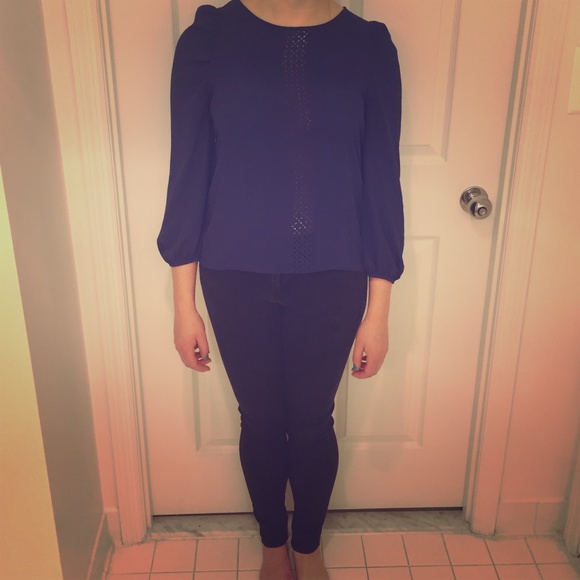Blue sheer shirt with front see through pattern - Picture 1 of 4