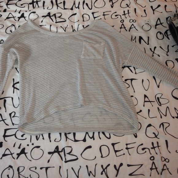 Holister long sleeved shirt🌿