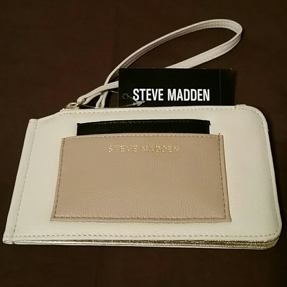 Steve Madden Wristlet