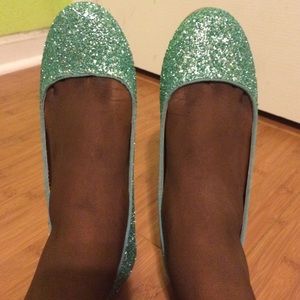 Shoes. Flats.