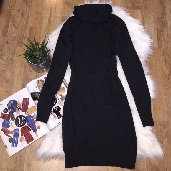 Pure & Simple Dresses & Skirts - Pure & Simple Long Sleeve Dress S