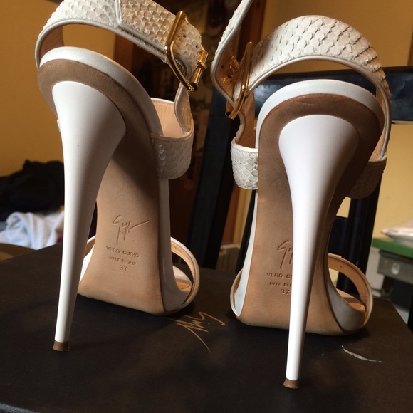 Giuseppe Zanotti Heels - Picture 3 of 4