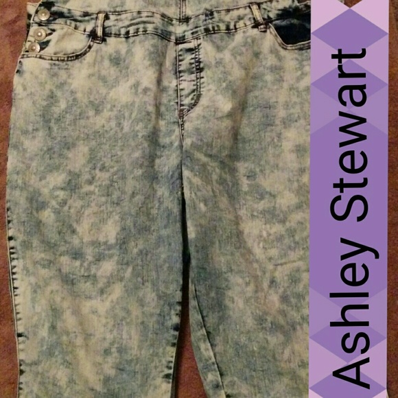 Ashley Stewart light Acid wash Overalls