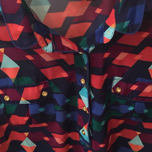 Top - Picture 3 of 3