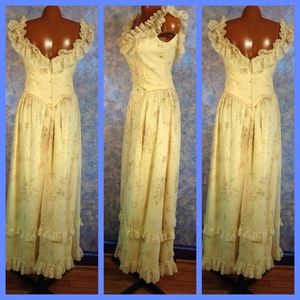 Vintage early 80's wedding dress