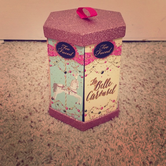 ❤️too faced la belle carousel!