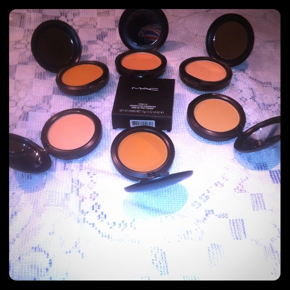 Mac studio fix powder plus foundation