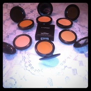 Mac studio fix powder plus foundation