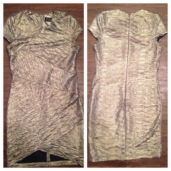 Torn By Ronny Kobo | Metallic Pleated Dress | L - Picture 1 of 4