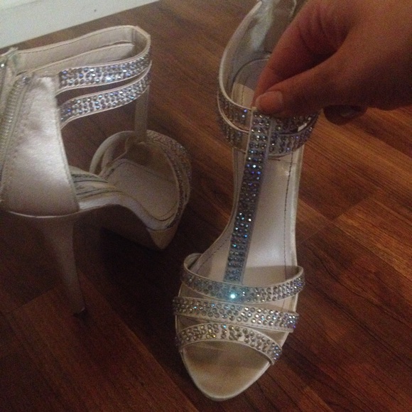 High heels - Picture 1 of 4