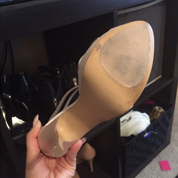 High heels - Picture 3 of 4