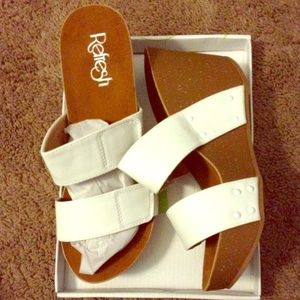 Refresh MARA-07 Wedges