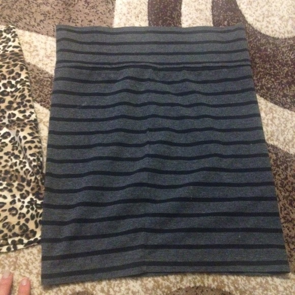 Mini skirts! - Picture 2 of 2