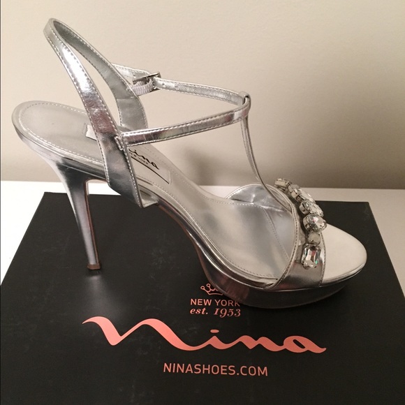 Brand new! High heels