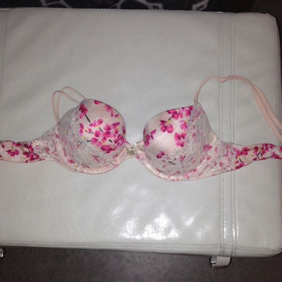 Victoria Secret Bra