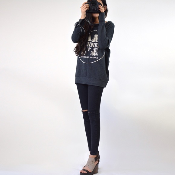 Dark grey sweat shirt - Picture 2 of 3