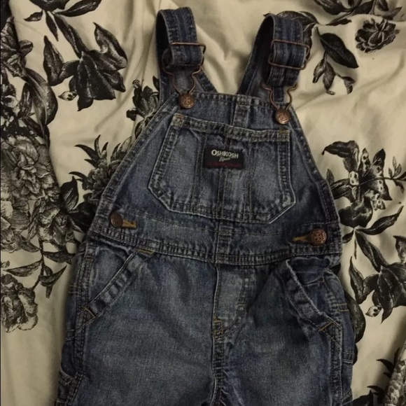 OshKosh Romper 12m