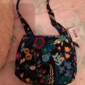 Vera crossbody