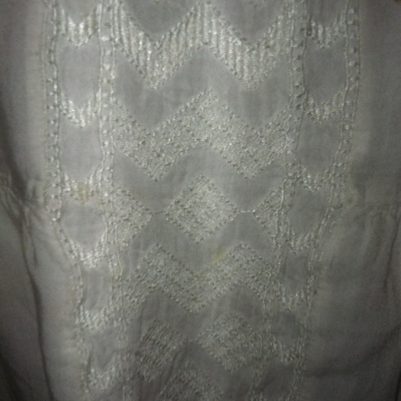 Flowy White Embroidered Panel AEO Top - Picture 2 of 3