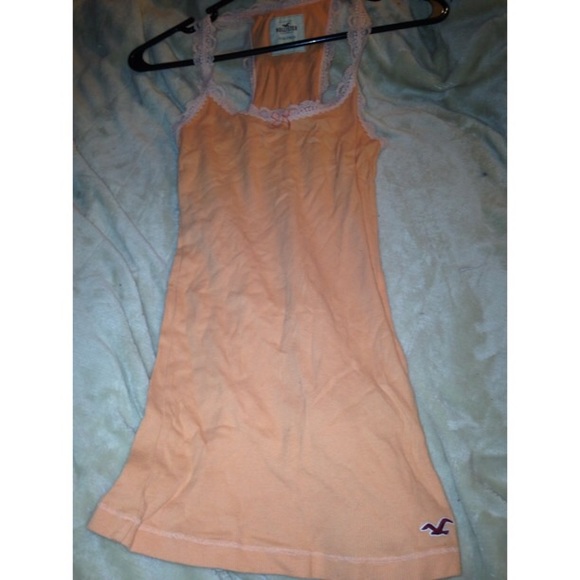 Hollister tank - Picture 1 of 2