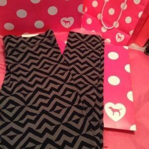 Grey Chevron Victoria's Secret leggings