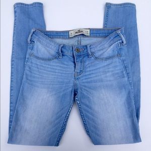 Hollister light was jeans