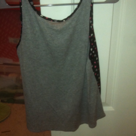 Black Heart Print Tank - Picture 2 of 3