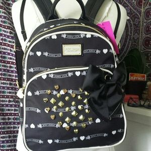 💕PRICE DROP💕Betsey Johnson Backpack