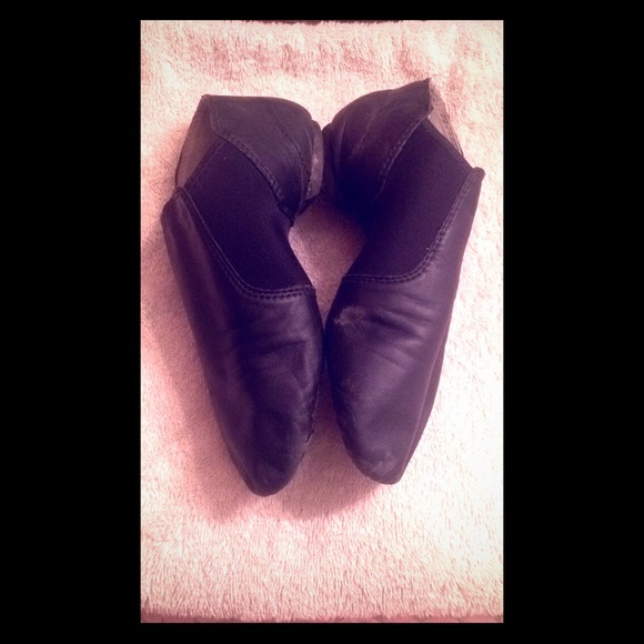 Dance shoes