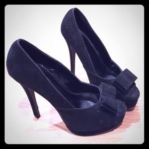 Cute black open toe high heel with little bow