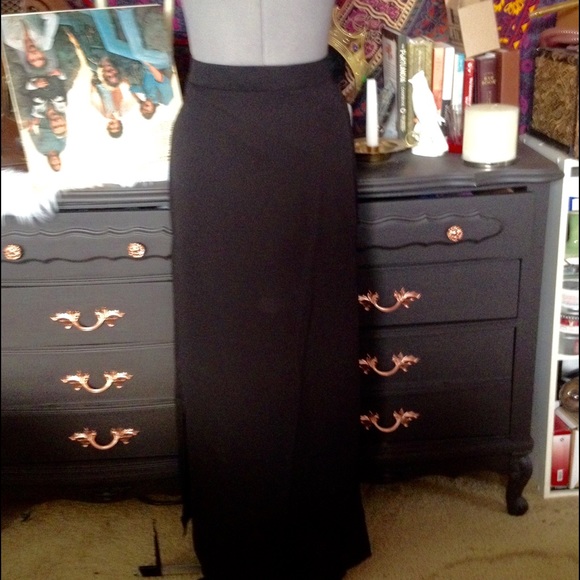 Black long skirt with mid-thigh slit on both sides