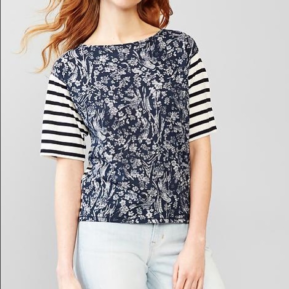 Gap Mix-Print Crop Tee