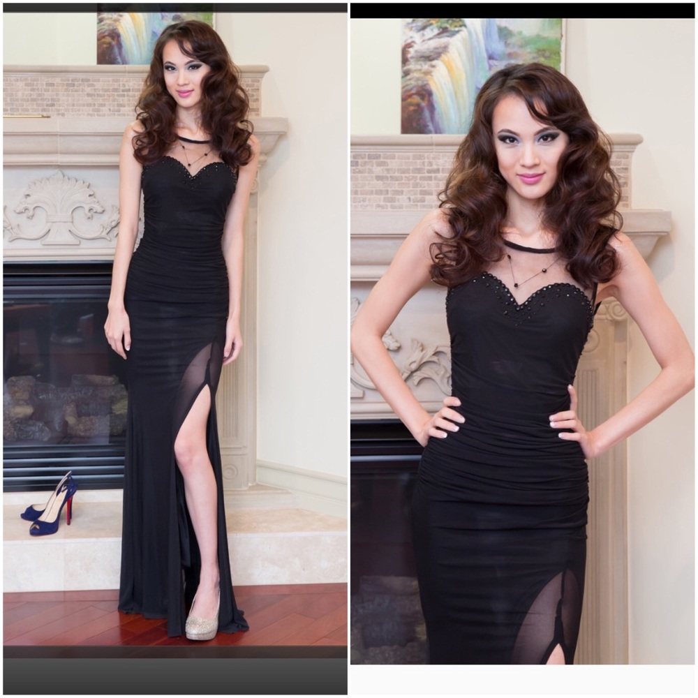 Sheer and sweetheart neckline sheath slit gown