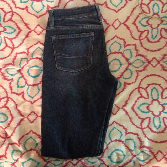 ON HOLD Bullhead skinny jeans