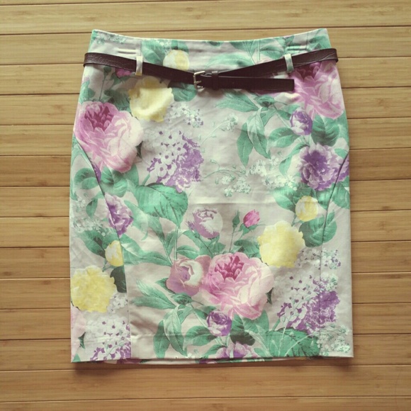 H&M pencil skirt with pastel flowers