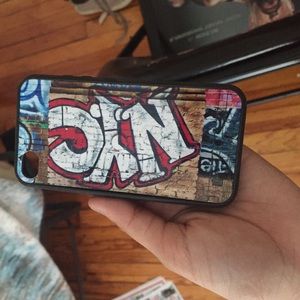 Great iPhone 4/4s case😊