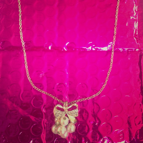 Gold necklace with Rhinestone Bow