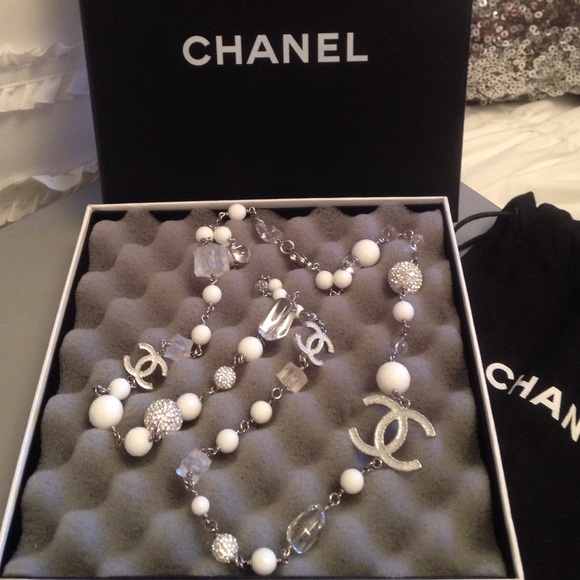 CHANEL Jewelry - Chanel authentic necklace