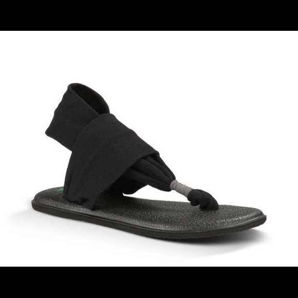 Sanuk yoga mat sandal