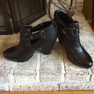 ALDO black leather booties - size 40 (9)