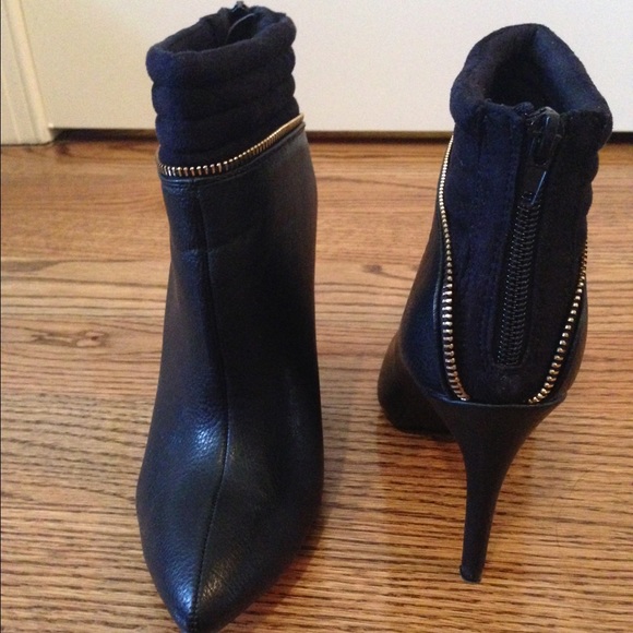 Black booties - Picture 2 of 4