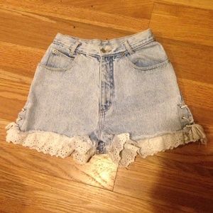 High Waisted daisy dukes with fringe
