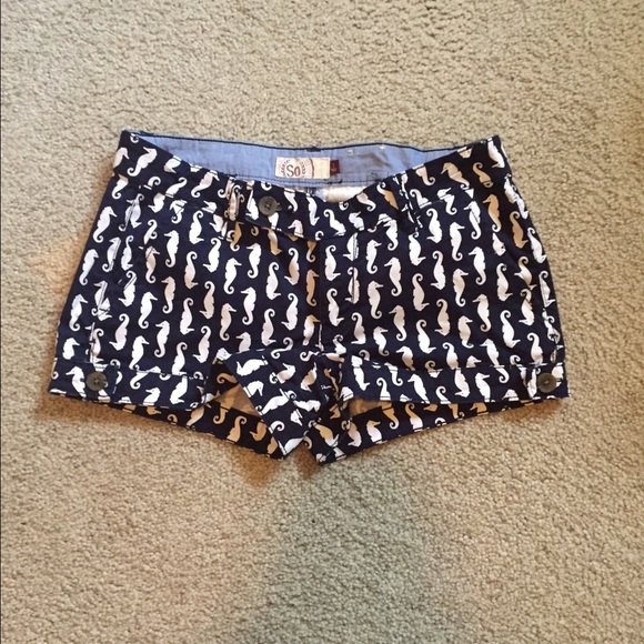 Seahorse shorts