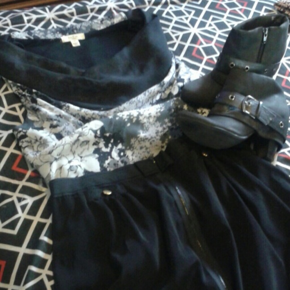 A beautiful multi-floral patterned top.
