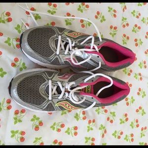 Saucony running sneakers - New!