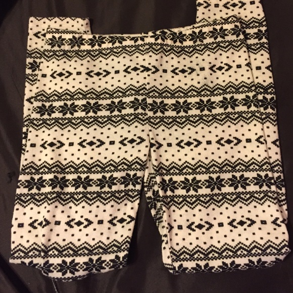 Jessica Simpsons Winter leggings