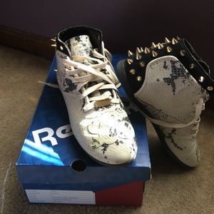 ME X REEBOK LOVE SNEAKERS