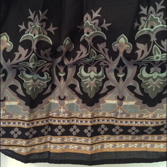 Black cotton skirt - Picture 2 of 3