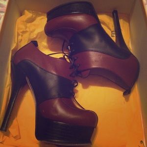 Authentic Fendi heel💯💯