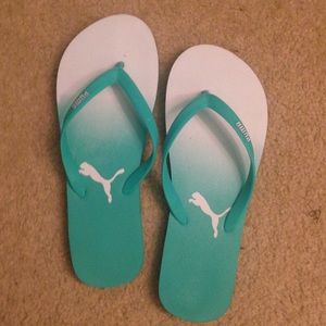 Puma Flip flops